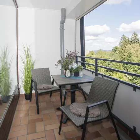 With Balcony - Private Sauna - Free Private Parking In Garage